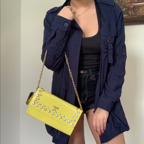 Posh Yellow Rhinestone Clutch - Picture 2 of 9